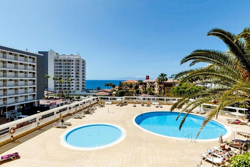 אדחה Apartamentos Copacabana מראה חיצוני תמונה